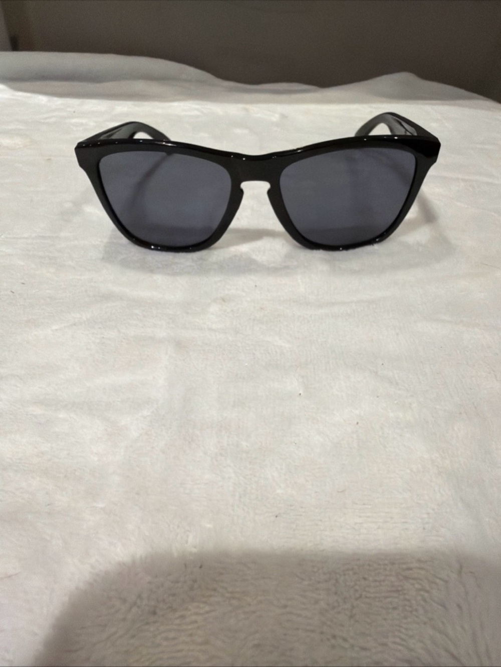 Oakley Frogskins Polished Black/Grey 55 mm Men's Sunglasses OO9013 24-306